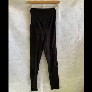 Motherhood black Maternity leggings. Size M